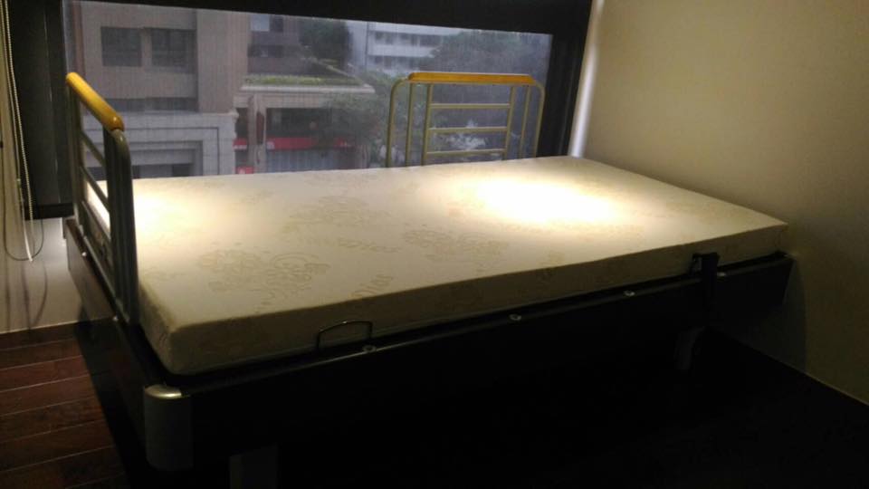 陳先生選訂GM09S2鋁合金材質床框