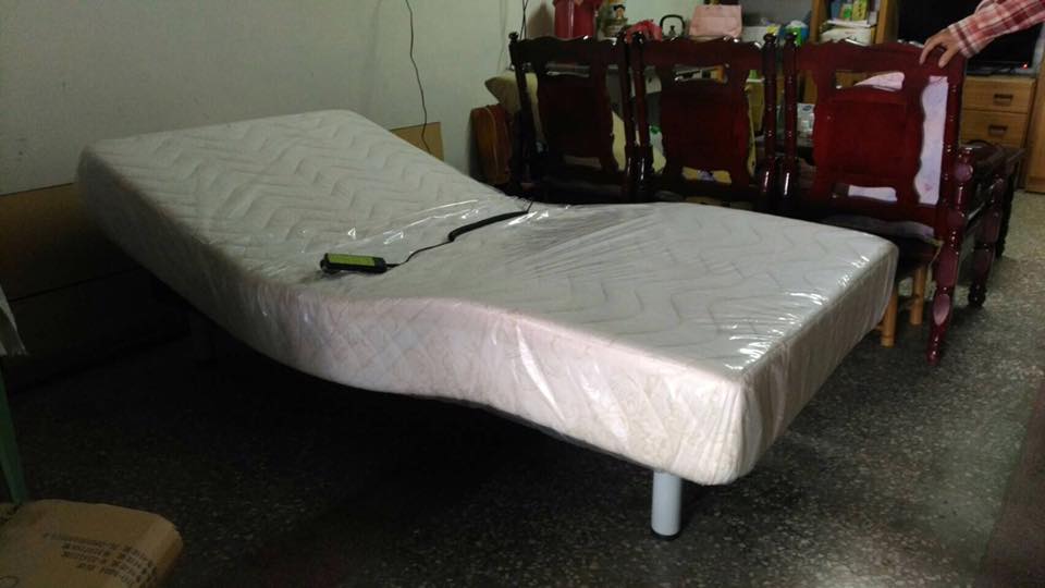 廖小姐選訂床墊式電動床GM08S