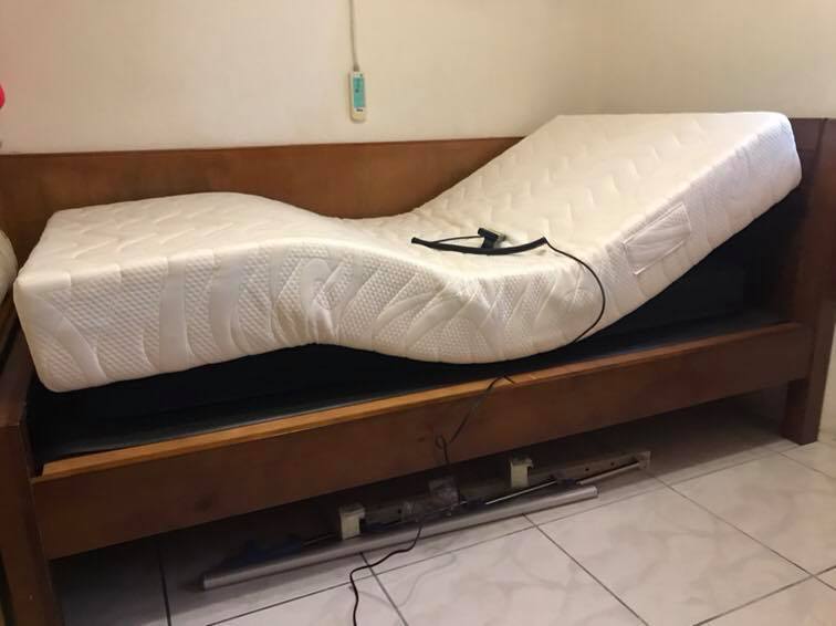 黃小姐要保留原有的家居空間及擺設 選訂GM08S床墊式電動床