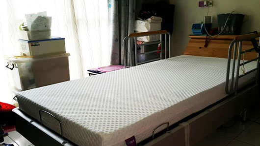 孫小姐3年前購買床架式電動床-選擇12公分厚七段式釋壓床墊